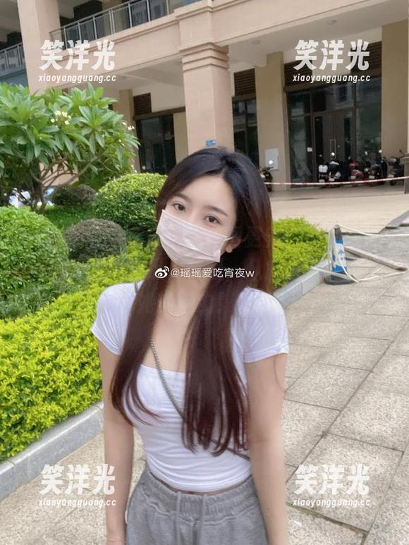 鬼畜瑶在不在w 鬼畜瑶在不在w白裙套图更新!每一张都是低调奢华的撩人秘籍,从此没人能逃出她的魅力!.txt