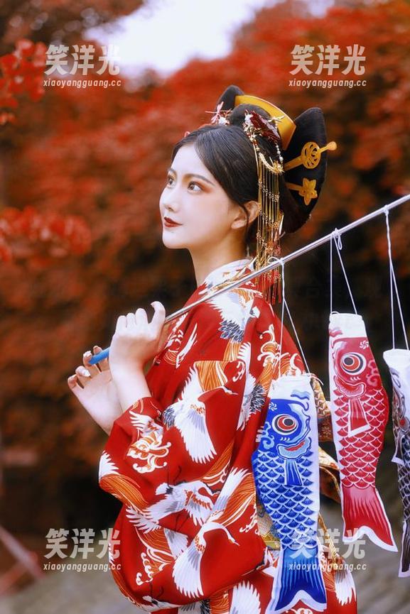魅妍社 - 精选栗子Riz红裙写真合集，观看她如何演绎浪漫与女性魅力.txt