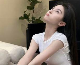 魅妍社 – 王雨纯黑丝写真新作，资源带你感受视觉盛宴.txt